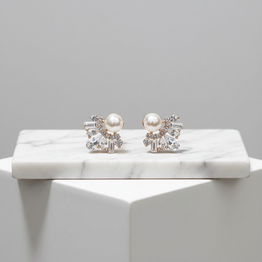 ATHENA COLLECTION - GATSBY INSPIRED STUD EARRINGS - CZER880 GOLD