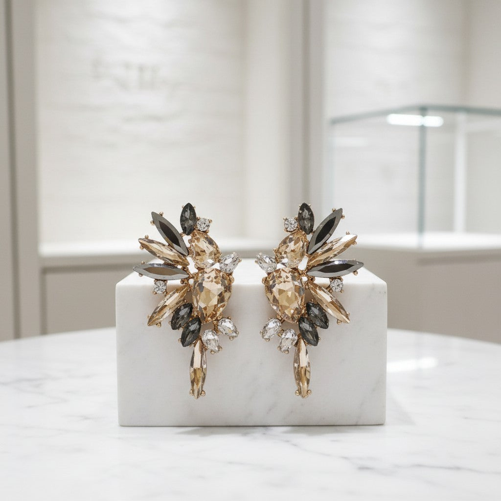 CUBIC ZIRCONIA COLLECTION - CRYSTAL STATEMENT EARRINGS - CZER888 GOLD