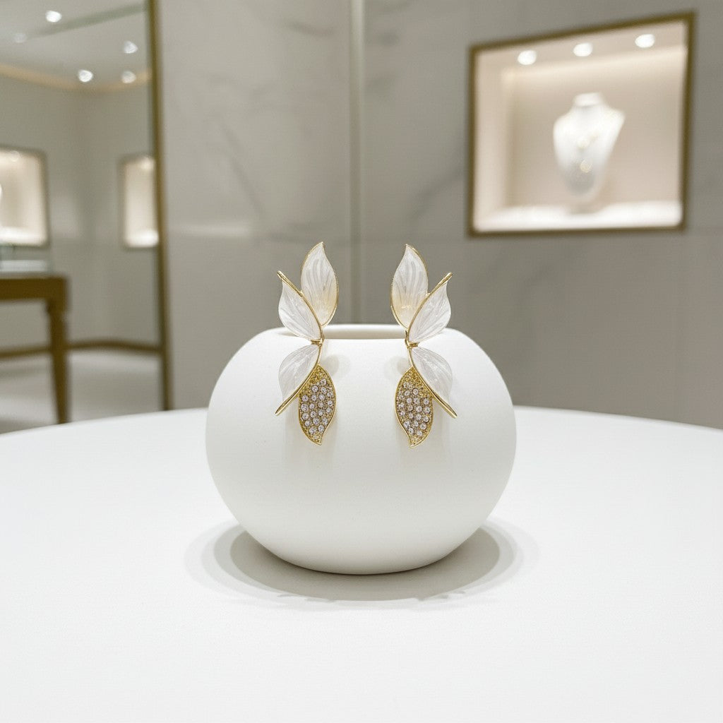 ATHENA COLLECTION - CHIC DROP EARRINGS -WHITE -CZER895