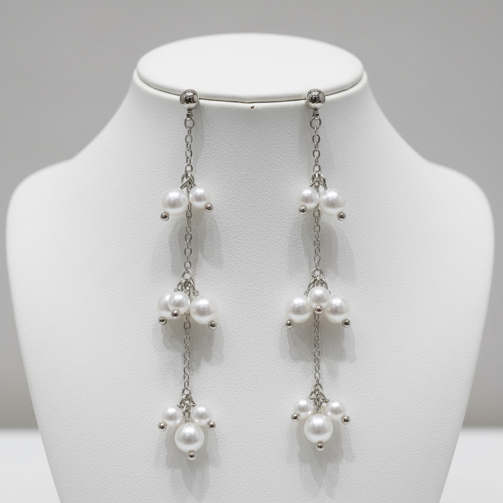 ATHENA COLLECTION - DAINTY PEARL EARRINGS - CZER897 SILVER