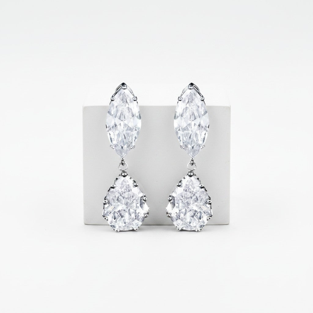 CUBIC ZIRCONIA COLLECTION - STARLET CHIC CLIP ON EARRINGS - CZER903 SILVER