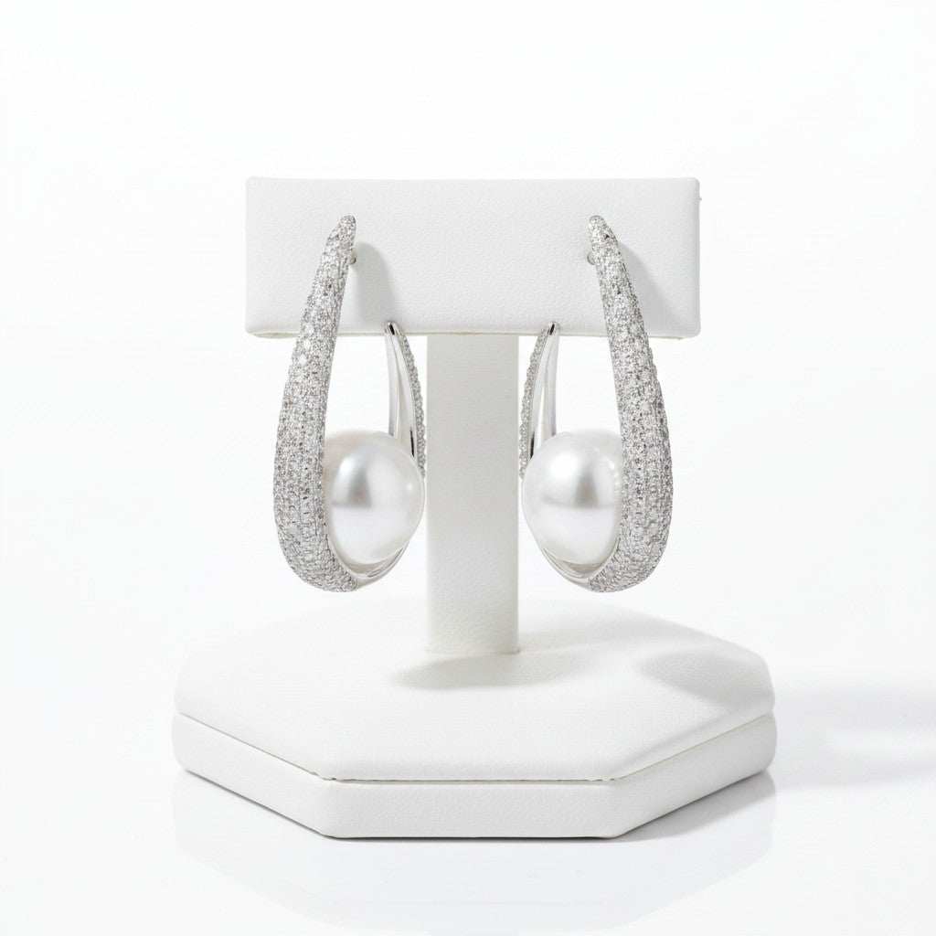 CUBIC ZIRCONA COLLECTION - CHIC PAVED PEARL EARRINGS - CZER904 SILVER