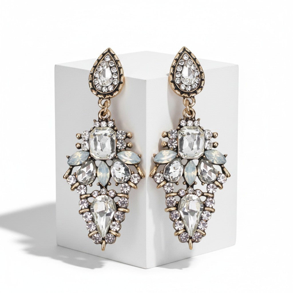 ATHENA COLLECTION - VINTAGE LUXE EARRINGS - CZER892 GOLD