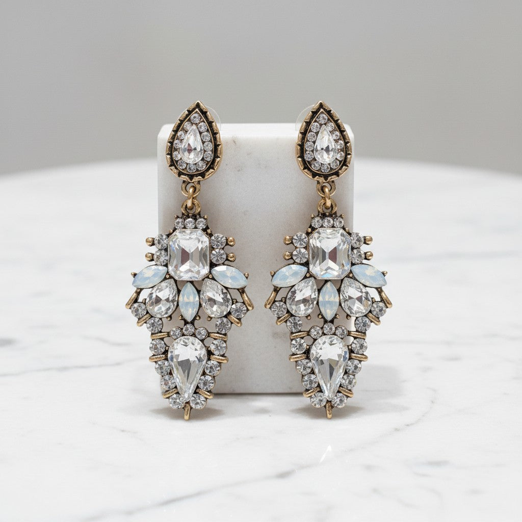ATHENA COLLECTION - VINTAGE LUXE EARRINGS - CZER892 GOLD