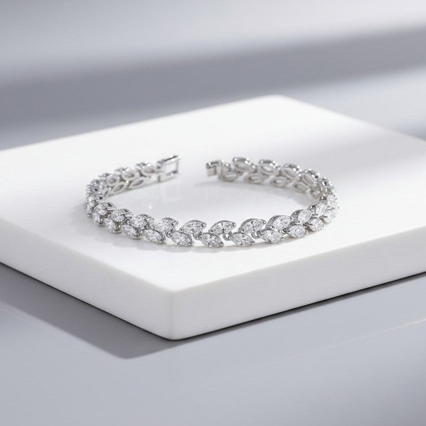 CUBIC ZIRCONIA COLLECTION - CRYSTAL ALLURE BRACELET - CZBR171 SILVER