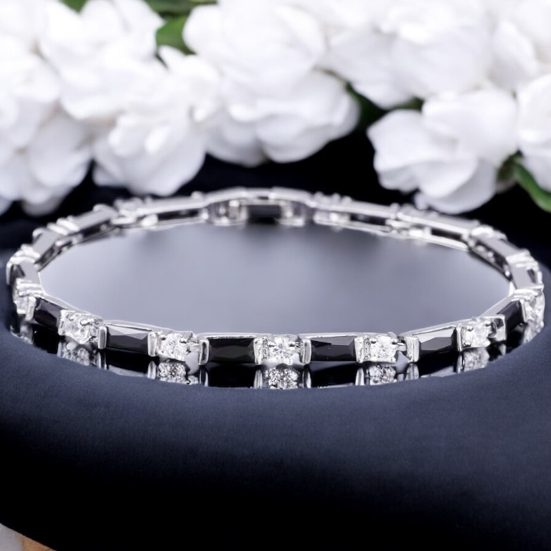 CUBIC ZIRCONIA COLLECTION - DAINTY DAZZLE BRACELET - BR178 JET