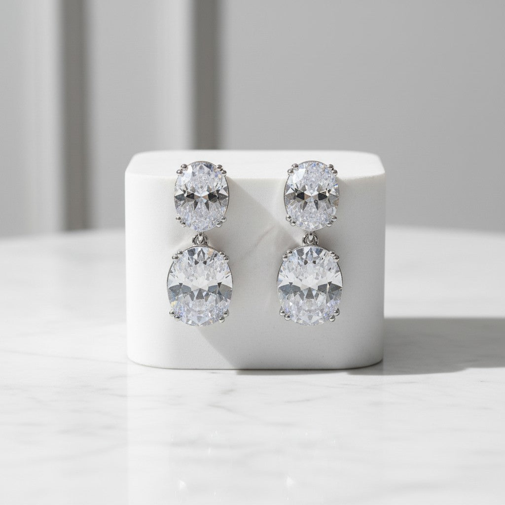 CUBIC ZIRCONIA COLLECTION - DAINTY GEM EARRINGS - CZER924 SILVER