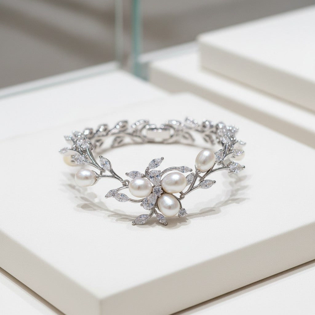Cubic Zirconia - Chic Pearl Bracelet - (BRA5)