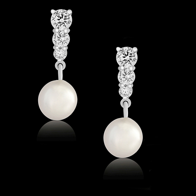 Cubic Zirconia Collection  - Classic Pearl Earrings - CZER340