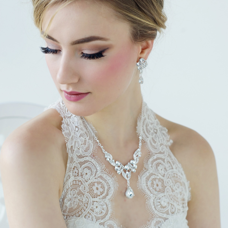 LUXE CRYSTAL NECKLACE SET - SASSB NK12A
