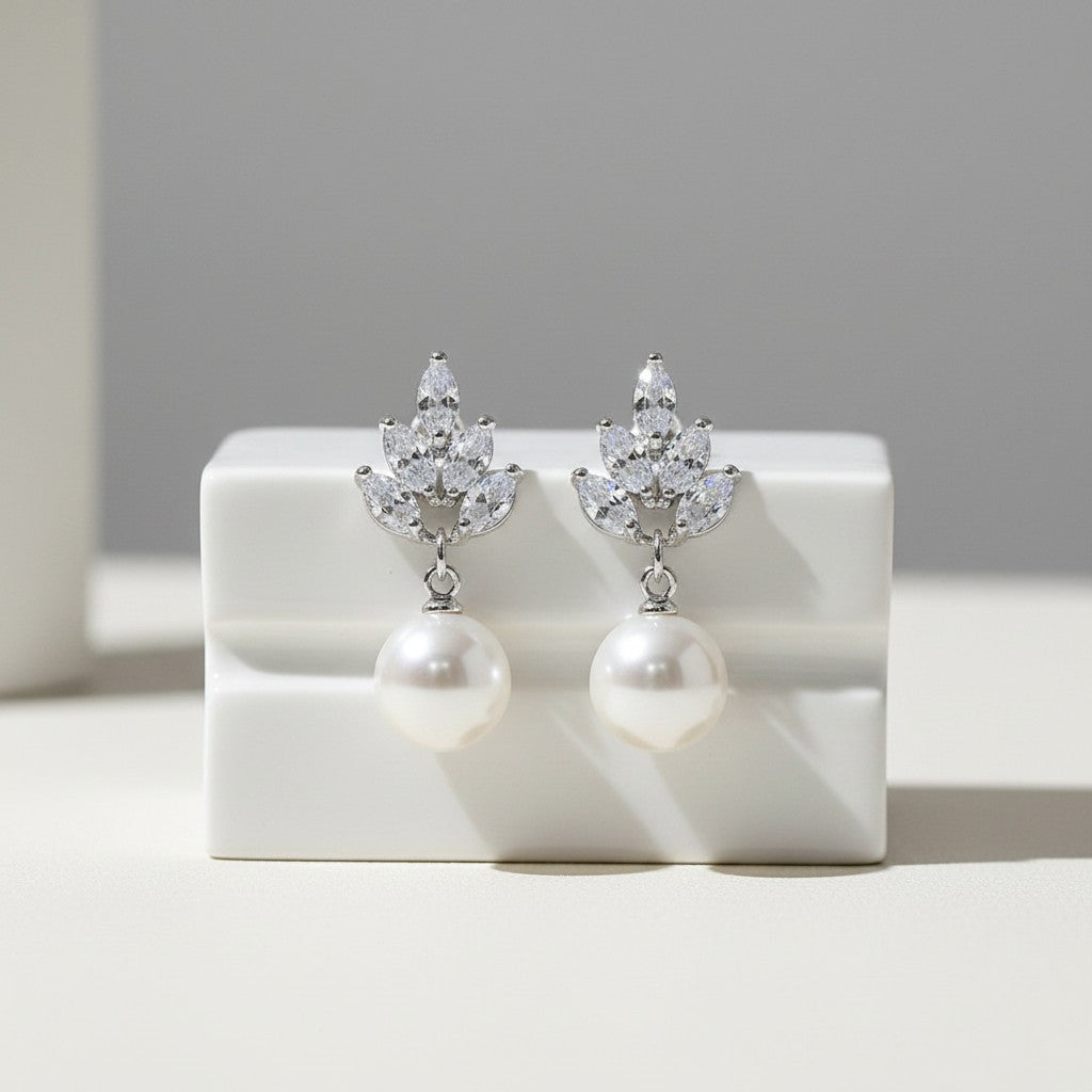 Vintage Pearl Drop Earrings - CZER351