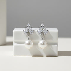 Vintage Pearl Drop Earrings - CZER351
