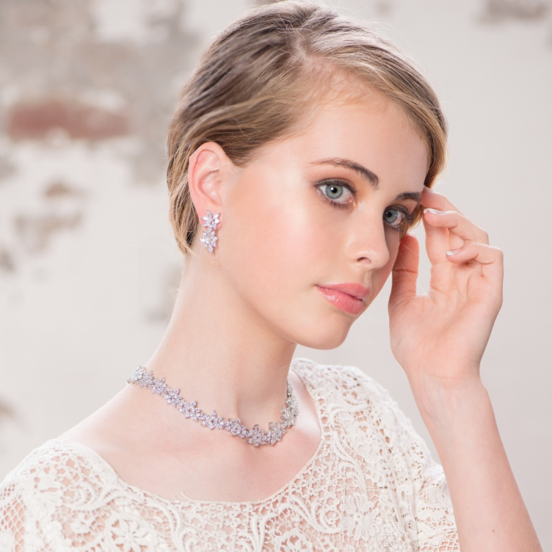 CUBIC ZIRCONIA COLLECTION - STATEMENT GEM EARRINGS - CZER355