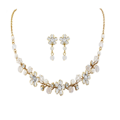 Pretty Pearl Necklace Set - 14K GOLD - SASSB - NK11