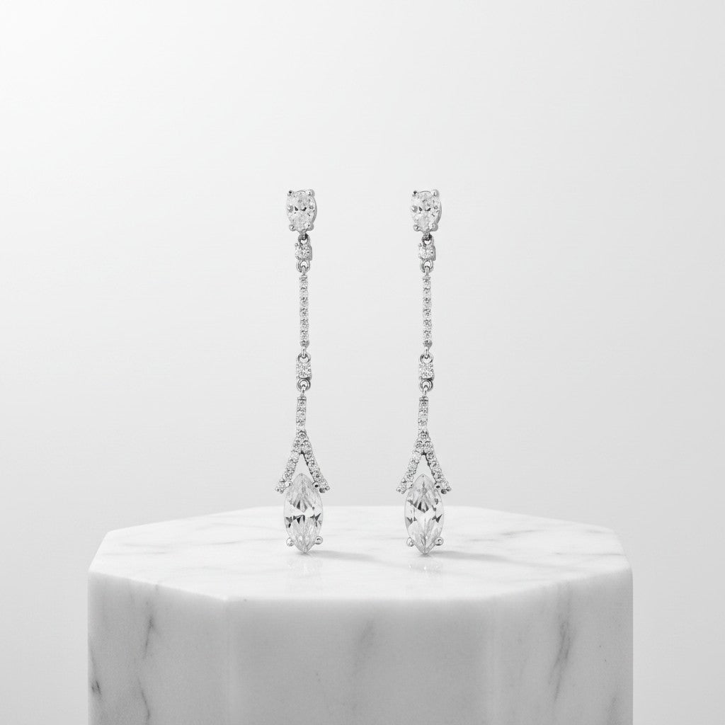Cubic Zirconia Collection - Dainty Sparkle Earrings - CZER374