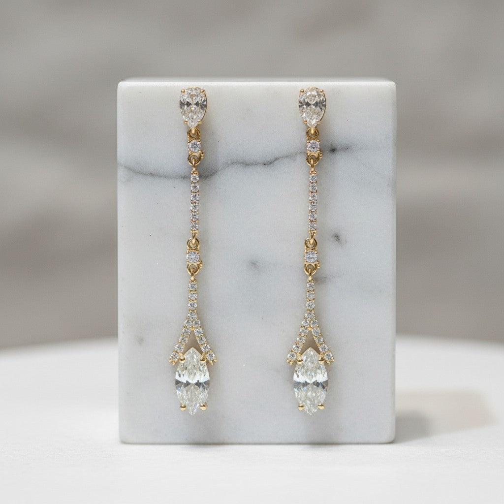 CUBIC ZIRCONIA COLLECTION - GOLD DAINTY SPARKLE EARRINGS - CZER374