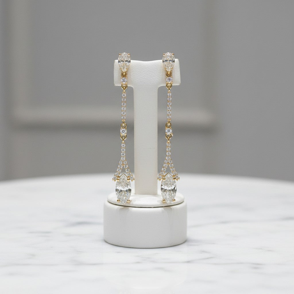 CUBIC ZIRCONIA COLLECTION - GOLD DAINTY SPARKLE EARRINGS - CZER374
