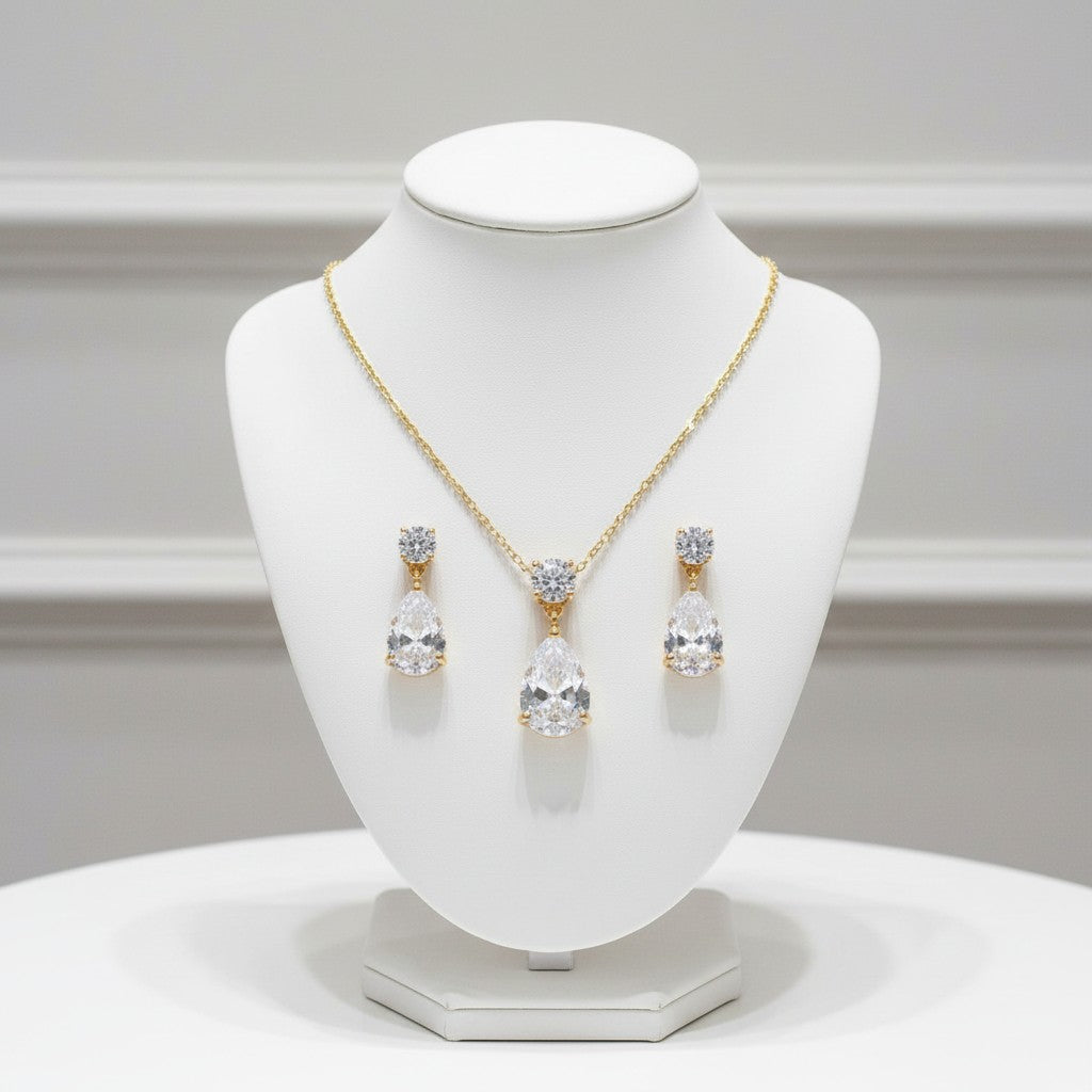 CUBIC ZIRCONIA COLLECTION - DAINTY CRYSTAL GEM SET - CZNK32 GOLD