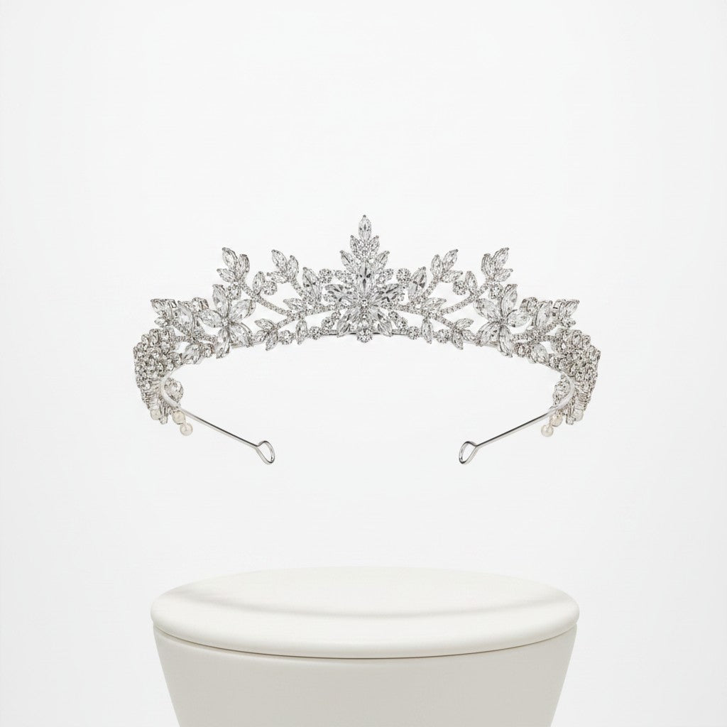 CUBIC ZIRCONIA COLLECTION - CRYSTAL ALLURE TIARA - AHB253 SILVER
