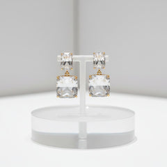 ATHENA COLLECTION - GOLD CRYSTAL DROP EARRINGS - CZER944 GOLD