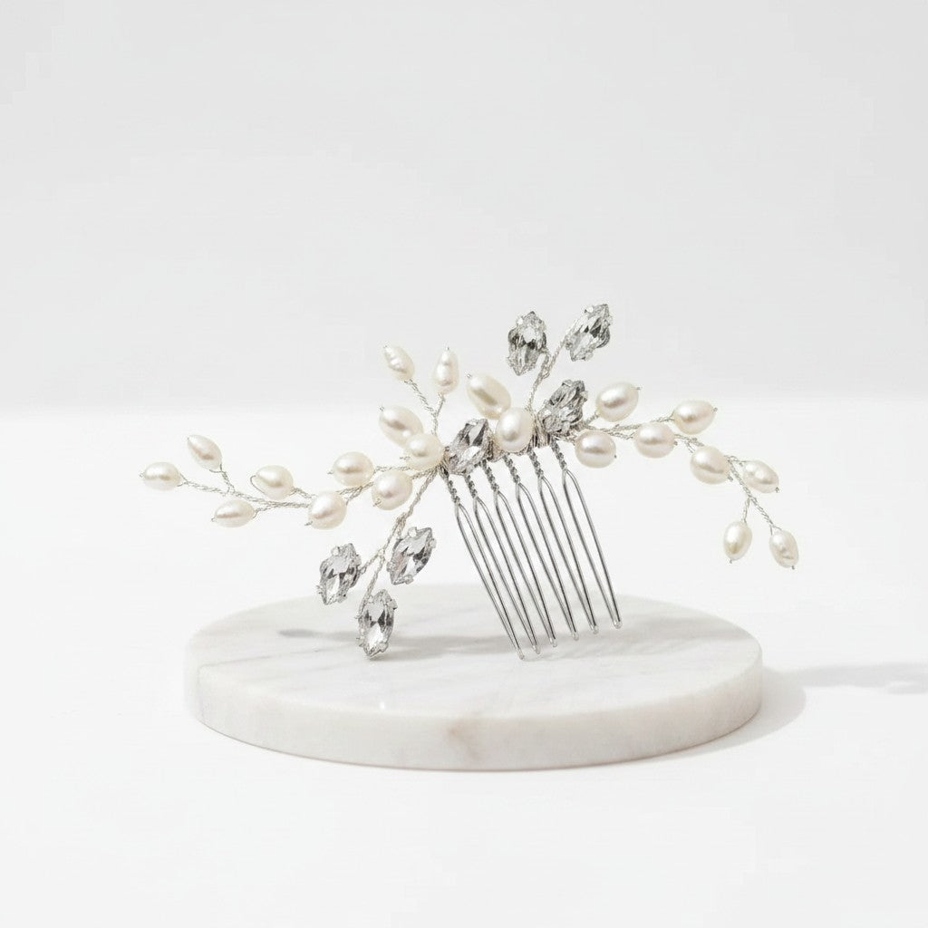 ATHENA COLLECTION -DAINTY FRESHWATER PEARL COMB - HC315 SILVER