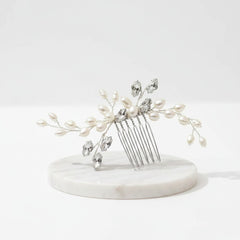 ATHENA COLLECTION -DAINTY FRESHWATER PEARL COMB - HC315 SILVER
