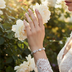 CUBIC ZIRCONIA COLLECTION - STYLISH STARLET BRACELET - BR183 SILVER