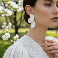 ATHENA COLLECTION - STATEMENT FLOWER EARRINGS - CZER950 WHITE