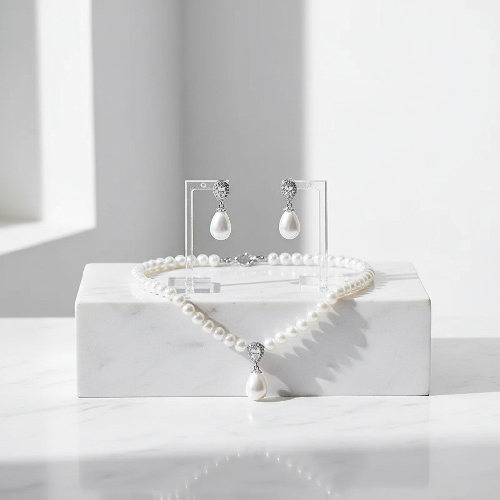 ATHENA COLLECTION - CHIC PEARL NECKLACE SET - CZNK302 SILVER