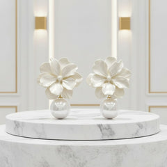 CUBIC ZIRCONIA COLLECTION - CHIC FLOWER PEARL EARRINGS - CZER960 IVORY