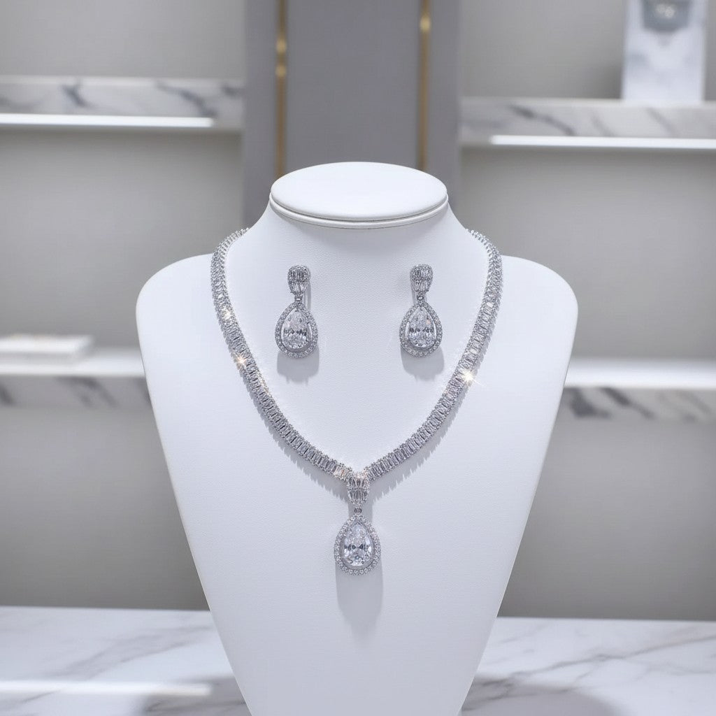 CUBIC ZIRCONIA COLLECTION - GITZY STARLET GRM NECKLACE SET - CZNK304