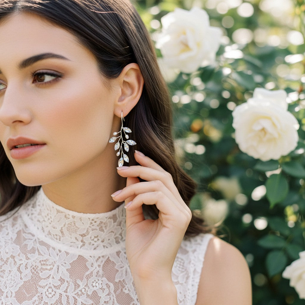 ATHENA COLLECTION - PEARL VINE EARRINGS - (ER488) SILVER