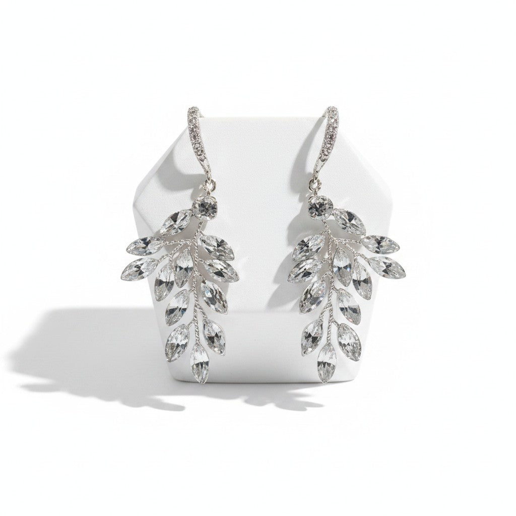 ATHENA COLLECTION - CHIC VINE EARRINGS - (ER489)SILVER