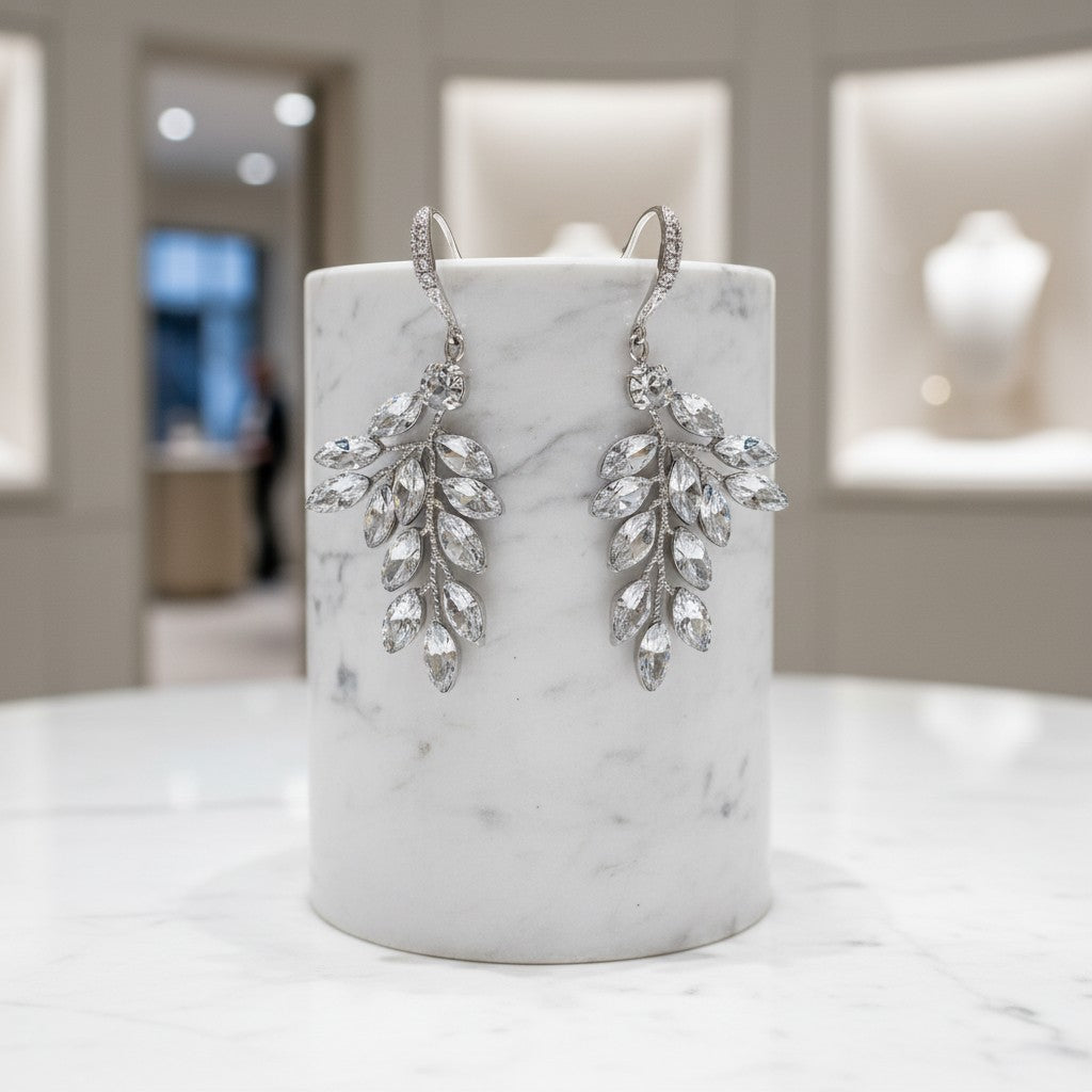 ATHENA COLLECTION - CHIC VINE EARRINGS - (ER489)SILVER