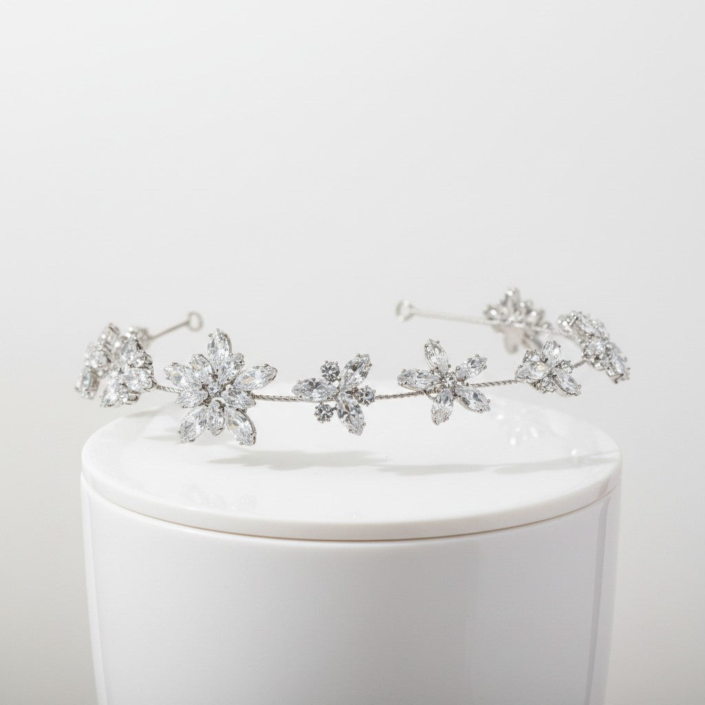 CUBIC ZIRCONIA COLLECTION - STARBURST CRYSTAL VINE - HP166 SILVER