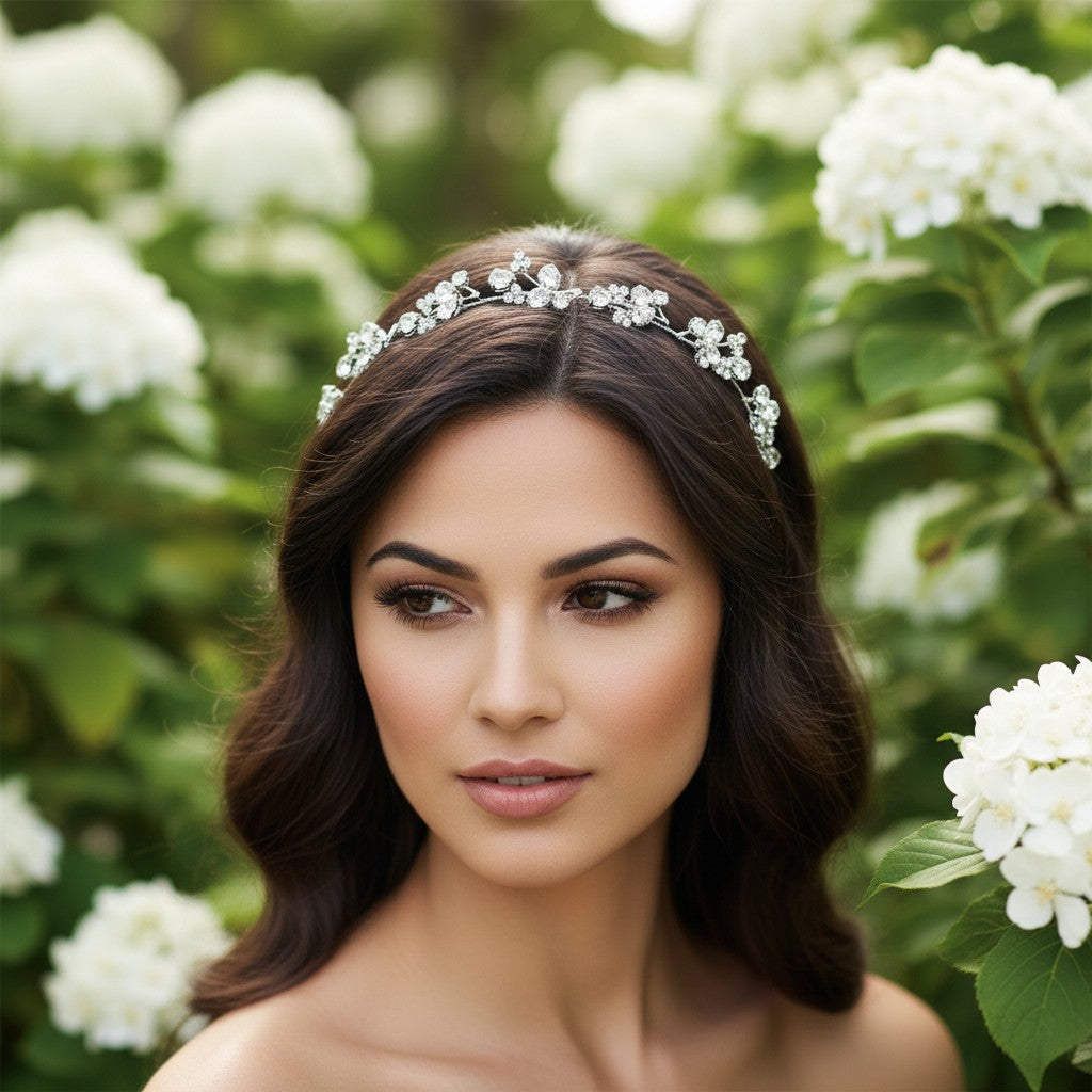 CUBIC ZIRCONIA COLLECTION - GLITZY SPARKLE HAIR VINE - HP170 SILVER