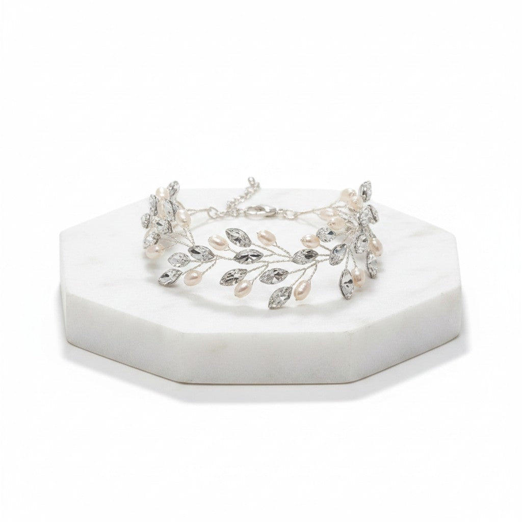 ATHENA COLLECTION - PEARL VINE BRACELET - BRA39 - SILVER