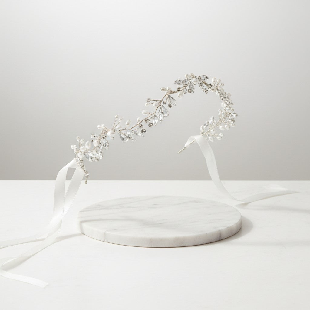 ATHENA COLLECTION - CHIC PEARL VINE - HP171 - SILVER