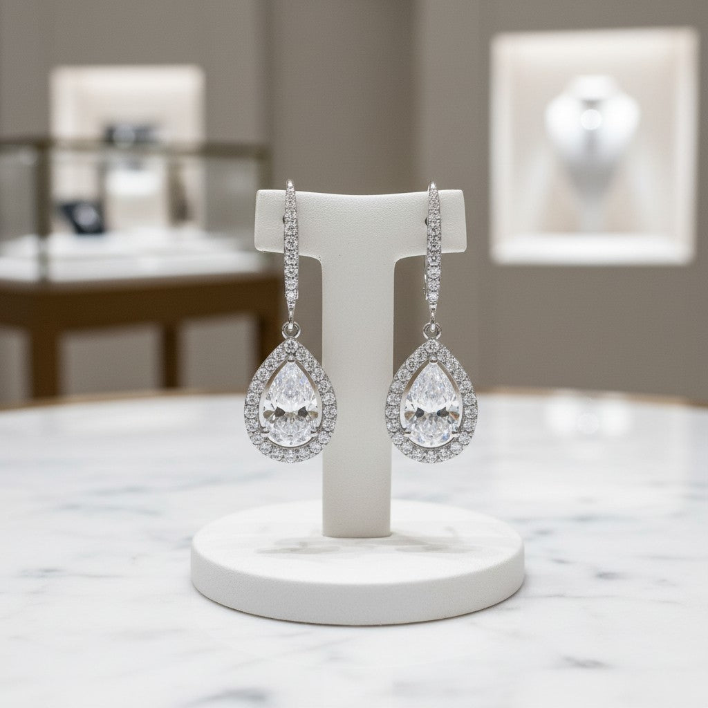 CUBIC ZIRCONIA COLLECTION - SHIMMERING CRYSTAL EARRINGS - CZER490 - SILVER