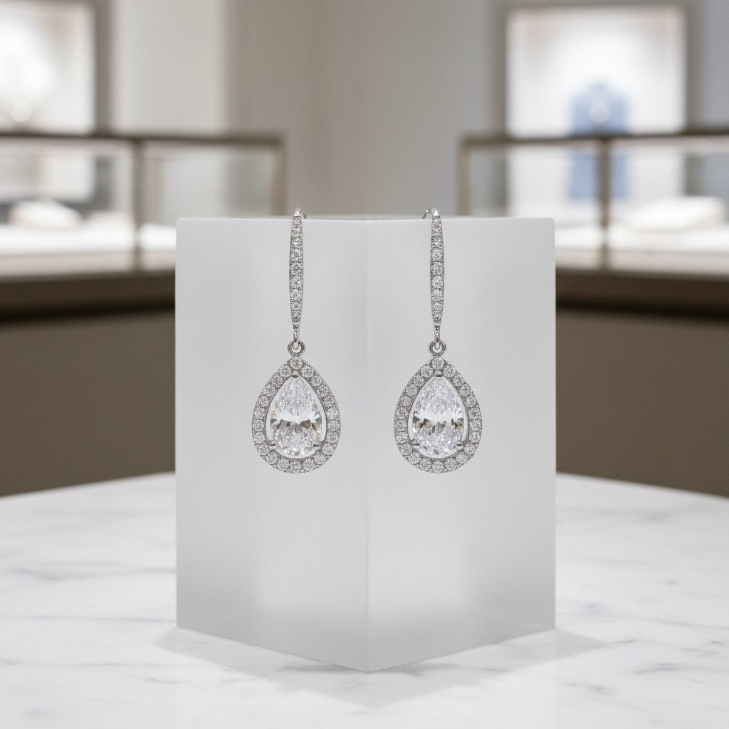 CUBIC ZIRCONIA COLLECTION - SHIMMERING CRYSTAL EARRINGS - CZER490 - SILVER