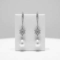 CUBIC ZIRCONIA COLLECTON - GLITZY GLAM PEARL DROP EARRINGS - CZER491 SILVER