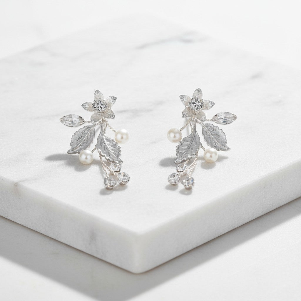 ATHENA COLLECTION - FLORAL ROMANCE EARRINGS - SILVER - ER495