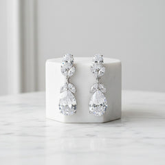 CUBIC ZIRCONIA COLLECTION - CRYSTAL STARLET EARRINGS - CZER501