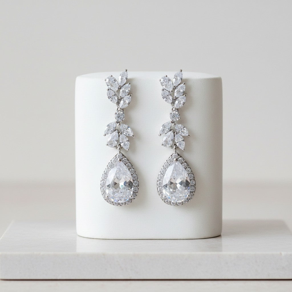 CUBIC ZIRCONIA COLLECTION - CHARLOTTE CRYSTAL EARRINGS - CZER499