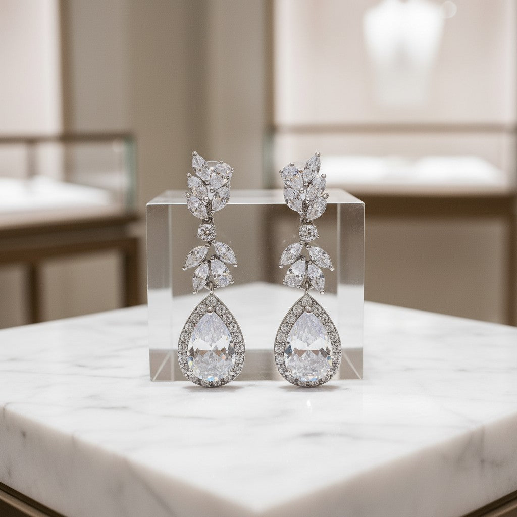 CUBIC ZIRCONIA COLLECTION - CHARLOTTE CRYSTAL EARRINGS - CZER499