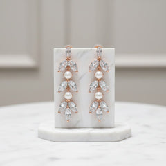 CUBIC ZIRCONIA COLLECTION - DAINTY PEARL SPARKLE EARRINGS - CZER453 ROSE GOLD