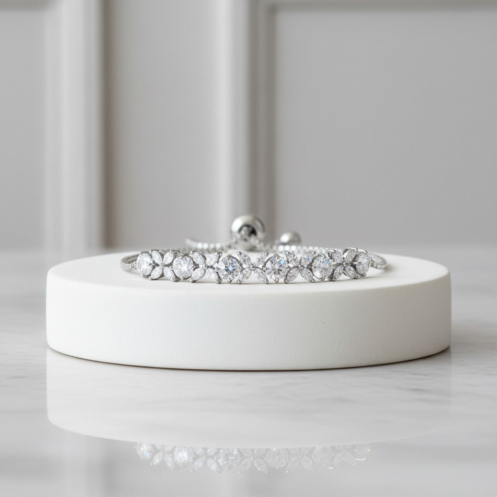 CUBIC ZIRCONIA COLLECTION - GRACE CRYSTAL BRACELET - BR48 SILVER
