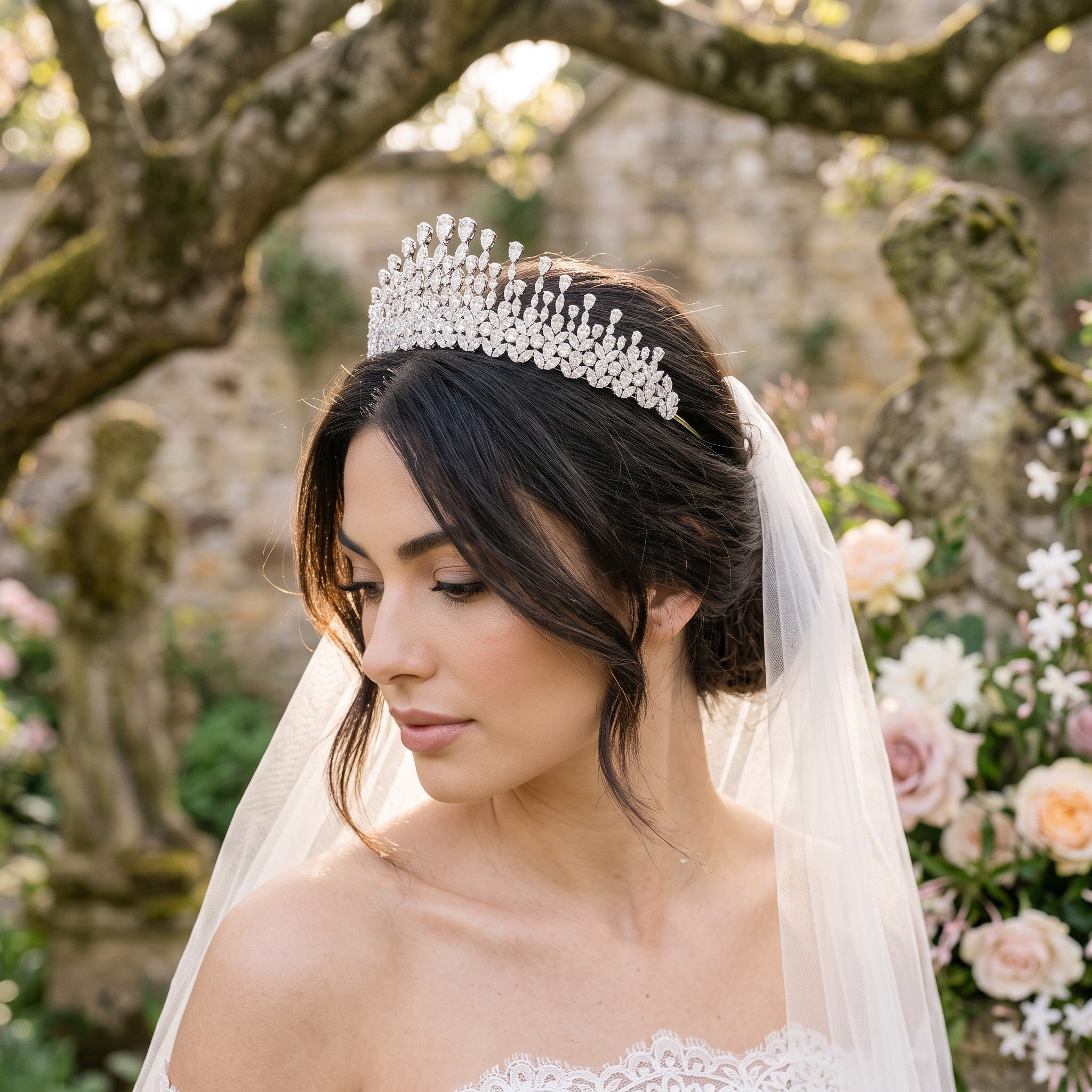 CUBIC ZIRCONIA COLLECTION - GRACEFUL STARLET TIARA - AHB26