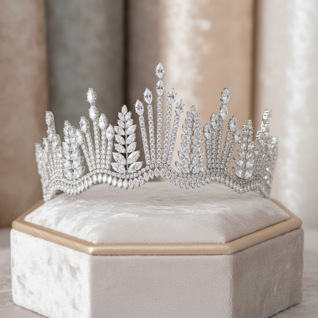 CUBIC ZIRCONIA COLLECTION - CRYSTAL RADIANCE TIARA AHB-32