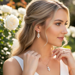 CUBIC ZIRCONIA COLLECTION - DAINTY SPARKLE DROP  EARRINGS - CZER441